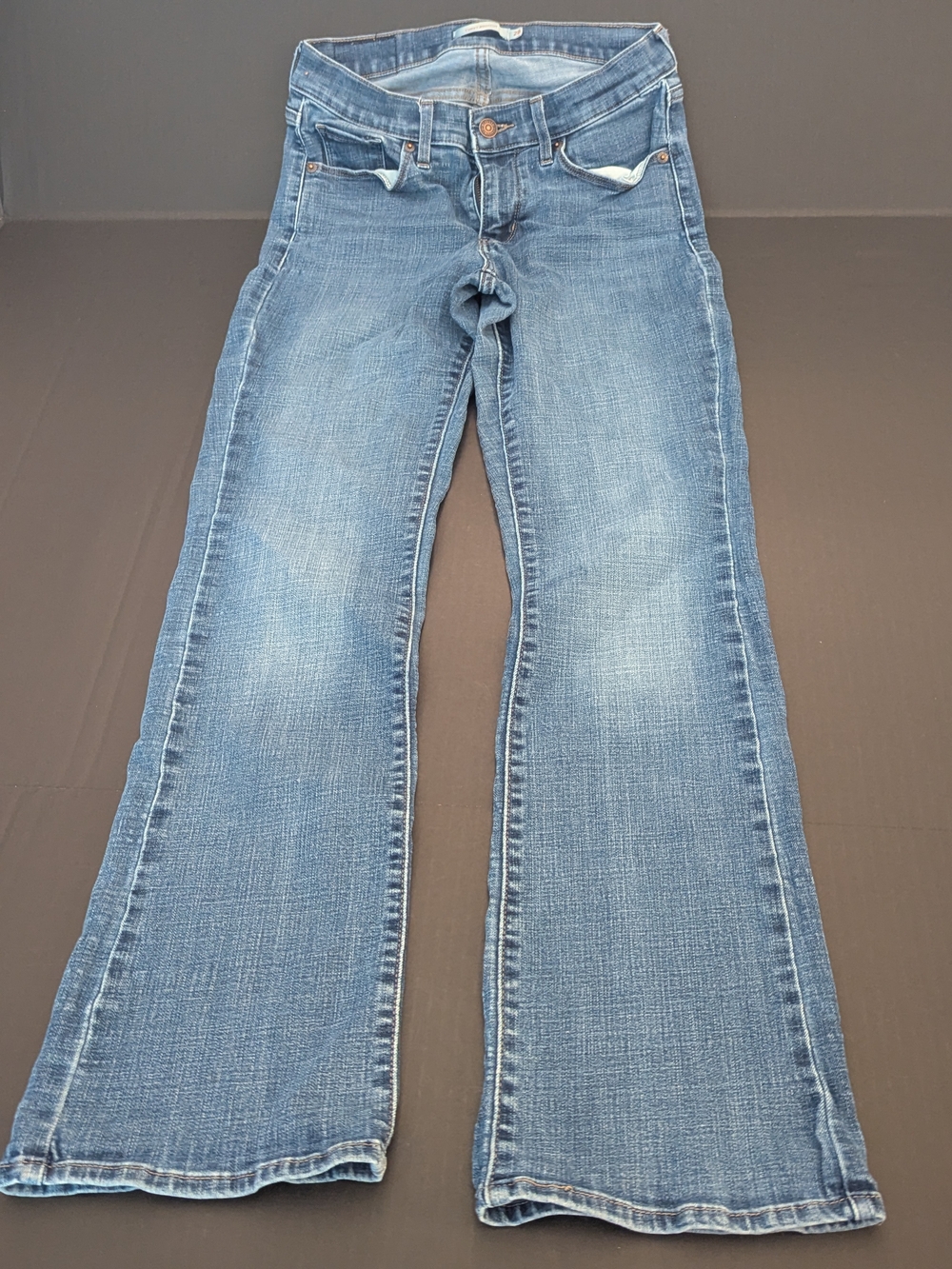 Levi's Women's Curvy Bootcut Jeans. Size 28